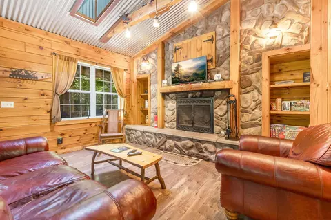 Living - 28560 Blackjack Rd, Logan, OH 43138 photo 9 of 16