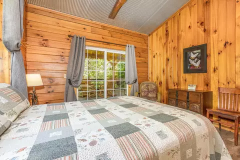 Bedroom - 28560 Blackjack Rd, Logan, OH 43138 photo 11 of 20