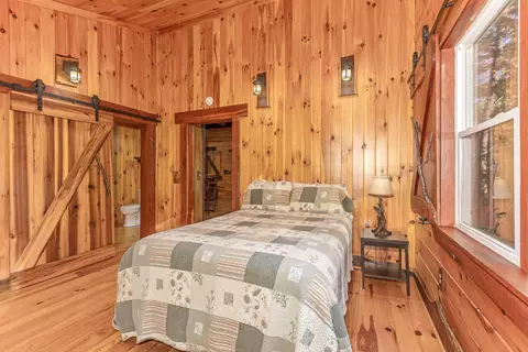 Bedroom - 28560 Blackjack Rd, Logan, OH 43138 photo 18 of 20