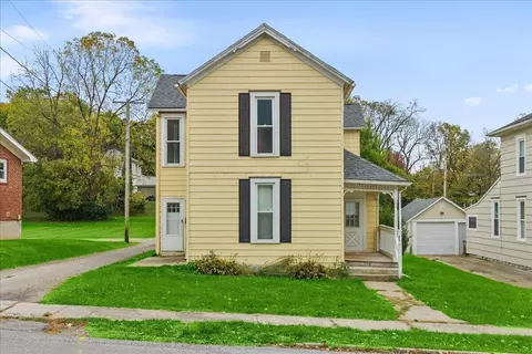140 N Stanley St, Bellefontaine, OH 43311