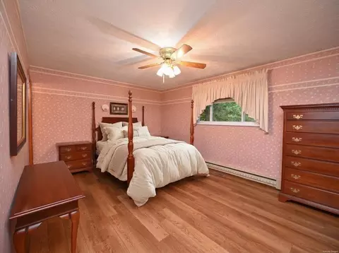 Bedroom - 673 Edgefield Dr, Marion, OH 43302 photo 2 of 7