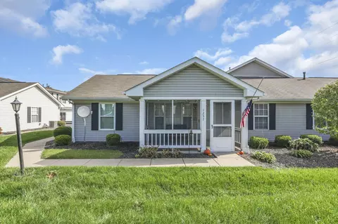 1257 Hillview Cir W, Newark, OH 43055