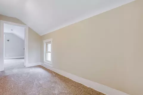 Entry Way - 832 E Main St, Lancaster, OH 43130 photo 3 of 7