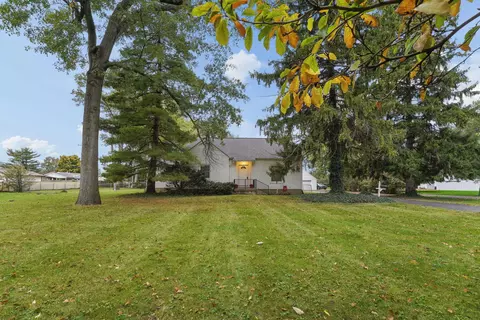1147 Shady Lane Rd, Columbus, OH 43227