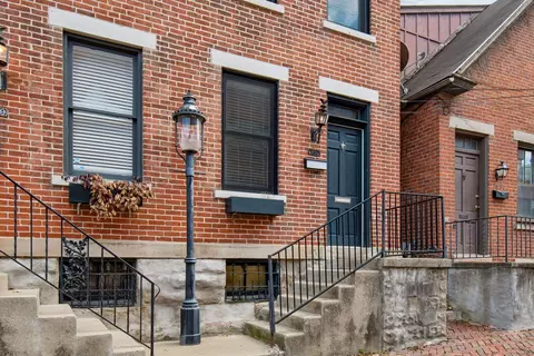 582 S Pearl St, Columbus, OH 43215