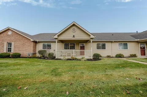4330 Cobbleton Grove Cir #15, Canal Winchester, OH 43110