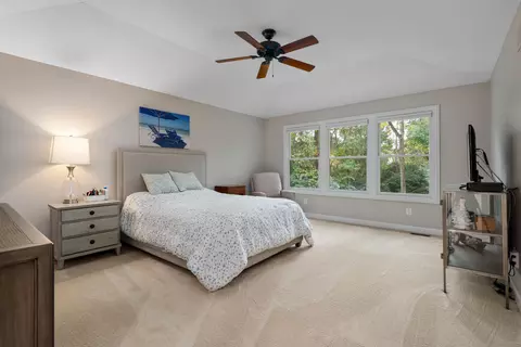Bedroom - 7651 Kestrel Way E, Dublin, OH 43017 photo 1 of 8