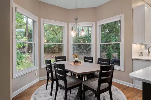Dining - 7651 Kestrel Way E, Dublin, OH 43017 photo 1 of 2