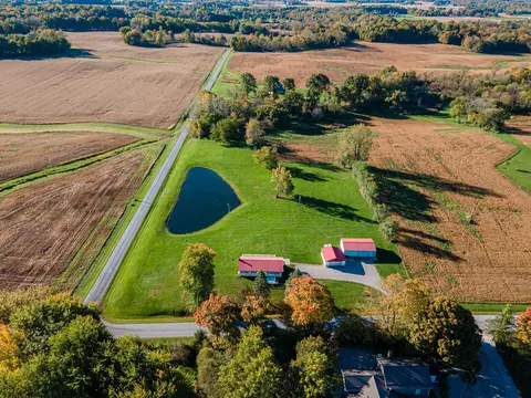 6498 County Road 15, Centerburg, OH 43011