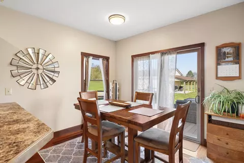 Dining - 6936 Zane Trail Rd, Circleville, OH 43113 photo 2 of 2