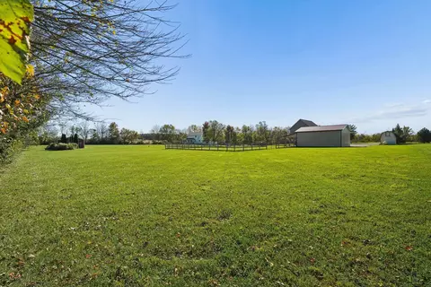 Exterior - 6936 Zane Trail Rd, Circleville, OH 43113 photo 11 of 13
