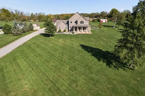 Exterior - 6936 Zane Trail Rd, Circleville, OH 43113 photo 3 of 13
