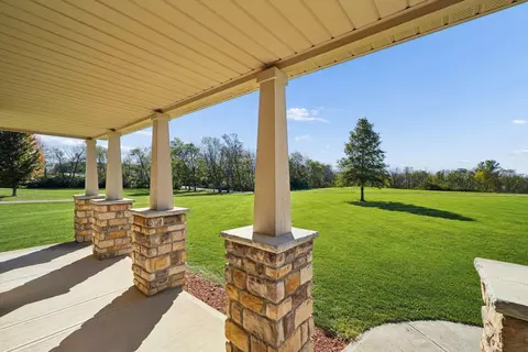 Exterior - 6936 Zane Trail Rd, Circleville, OH 43113 photo 6 of 13