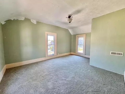 Bedroom - 511 W Maple St, Willard, OH 44890 photo 3 of 3