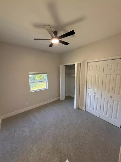 Bedroom - 1037 Warder St, Springfield, OH 45503 photo 3 of 4