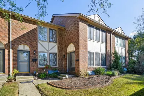 3300 Valley Ln S, Columbus, OH 43231