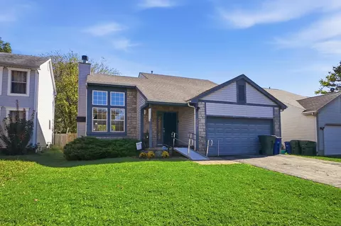 1280 Onslow Dr, Columbus, OH 43204