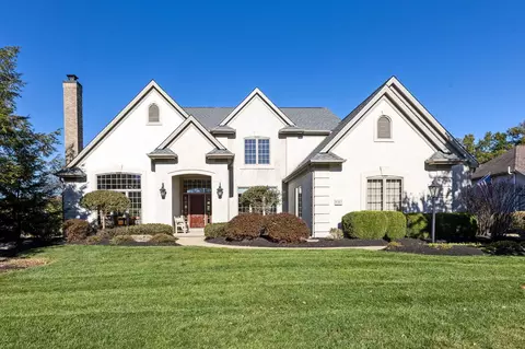 5763 Medallion Dr E, Westerville, OH 43082