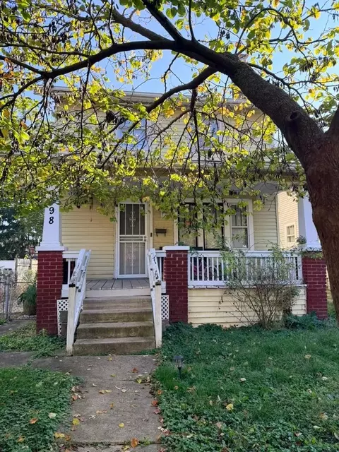 498 Larcomb Ave, Columbus, OH 43223