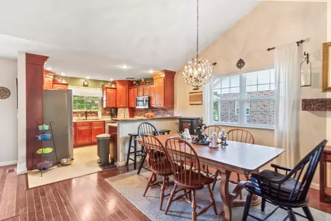 Dining - 617 Donnelly Ave, Springfield, OH 45503 photo 1 of 1
