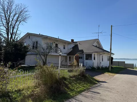 231 Lakeview Dr, Buckeye Lake, OH 43008