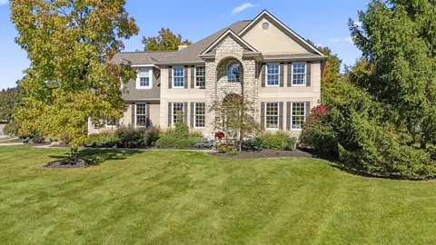 272 Crossing Crk N, Columbus, OH 43230