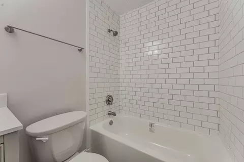 Bath - 1859 Maroon Dr, Powell, OH 43065 photo 5 of 5