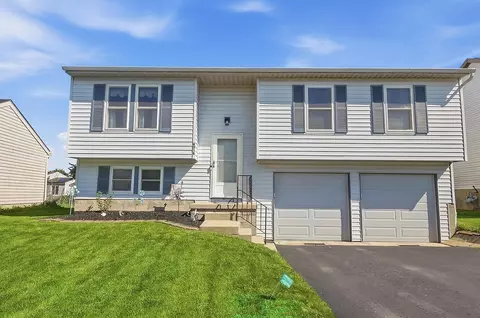 6916 Finchley Dr, Reynoldsburg, OH 43068