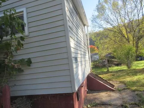 52090 Center St, Saint Clairsville, OH 43950 photo 7