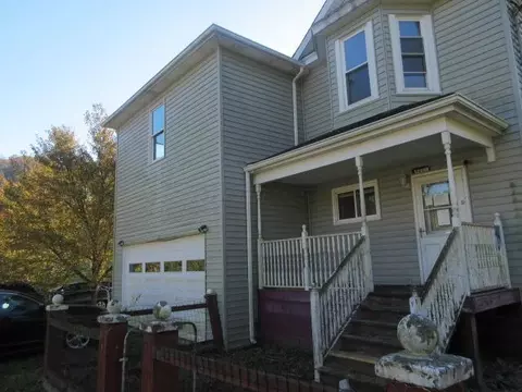 52090 Center St, Saint Clairsville, OH 43950 photo 4