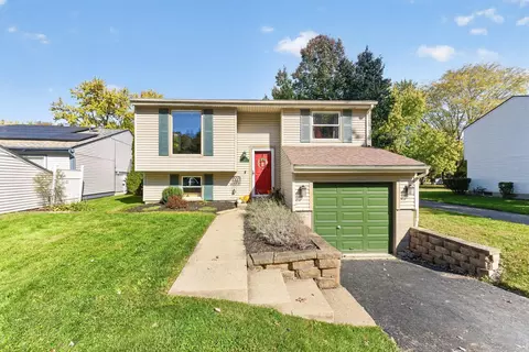 394 Gentlewind Dr, Westerville, OH 43081