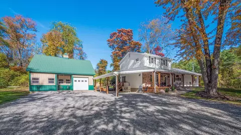 11184 Jacksontown Rd, Thornville, OH 43076