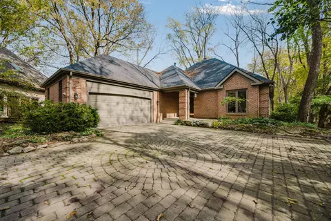 3163 Melbury Dr, Columbus, OH 43221