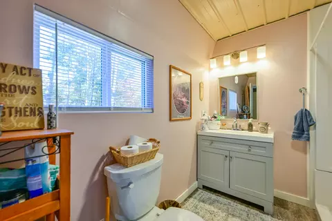Bath - 35922 Fairview Rd, Ray, OH 45672 photo 1 of 4