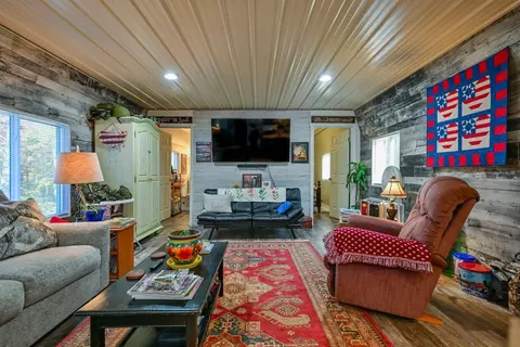 Living - 35922 Fairview Rd, Ray, OH 45672 photo 3 of 8