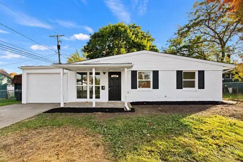 3015 Wendy Ln, Grove City, OH 43123