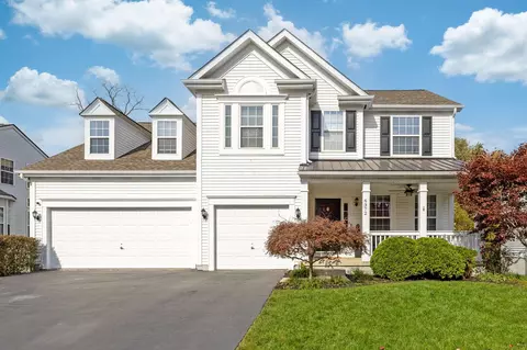 6372 Skipping Stone Dr, New Albany, OH 43054