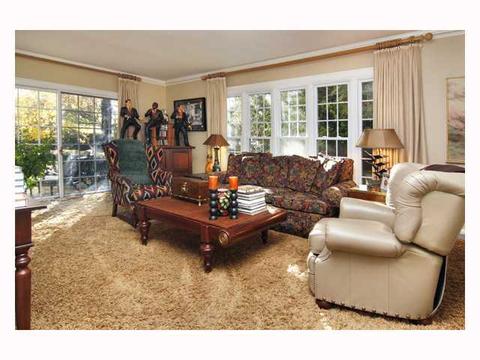 76 Ashbourne Rd, Bexley, OH 43209 photo 5
