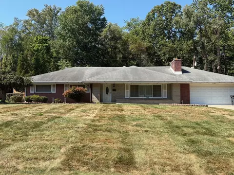 2253 Valley Brook Dr, Toledo, OH 43615