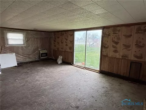 Living - 432 S Squire St, Holgate, OH 43527 photo 1 of 1