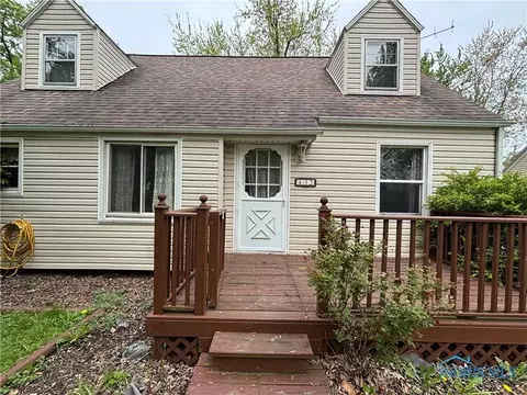 Exterior - 432 S Squire St, Holgate, OH 43527 photo 1 of 2
