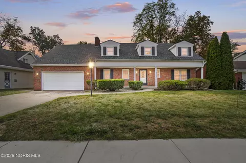 3044 Villa Dr, Toledo, OH 43614
