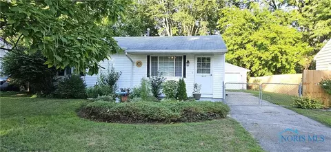 319 S Mccord Rd, Holland, OH 43528