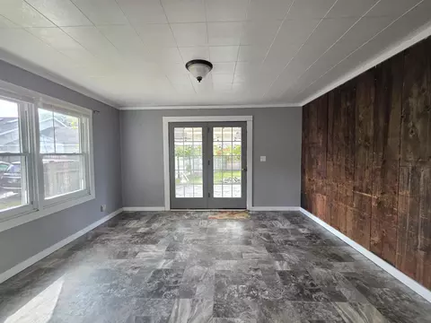Living - 1575 E Bowling Green Rd, Bradner, OH 43406 photo 1 of 6
