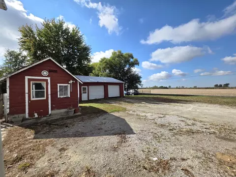 Exterior - 1575 E Bowling Green Rd, Bradner, OH 43406 photo 11 of 11