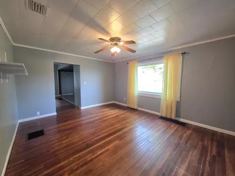 Living - 1575 E Bowling Green Rd, Bradner, OH 43406 photo 6 of 6