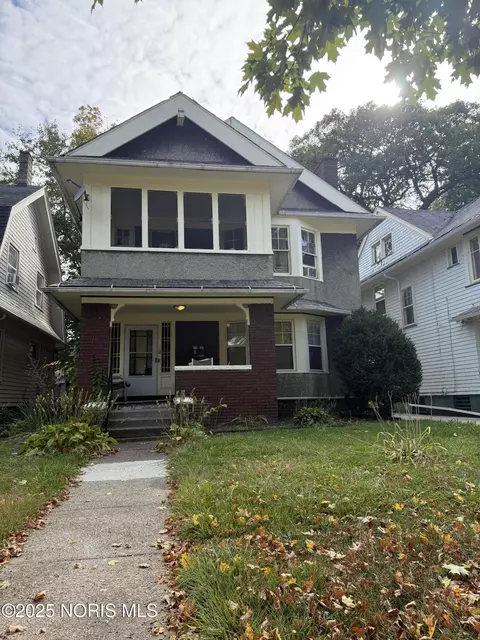 341 Boston Pl, Toledo, OH 43610