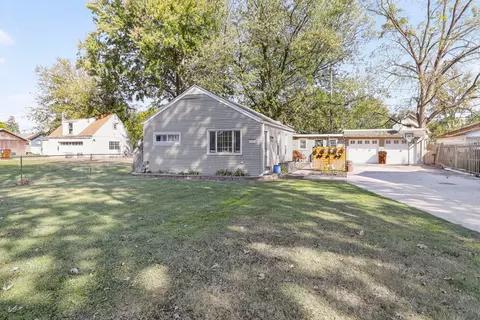 5310 Hammond Dr, Toledo, OH 43611