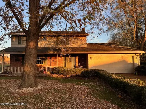 318 N Daniel St, Edgerton, OH 43517