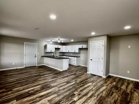 891 E Bryan St, Bryan, OH 43506 photo 3